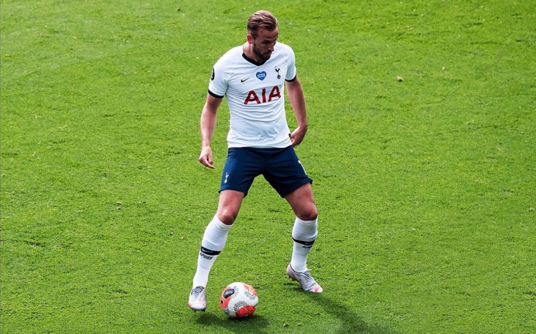 卡塔尔时出 卡塔尔时出