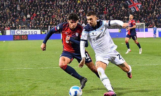 利用租借与 利用租借与